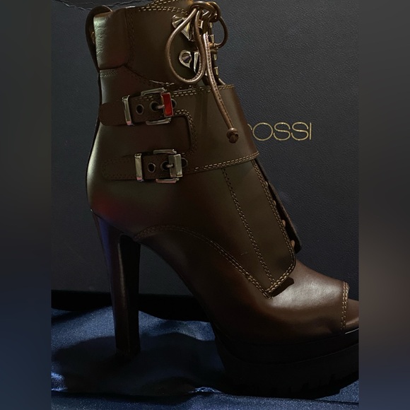 Sergio Rossi Brown Leather High Heel Ankel Boots - Picture 9 of 13